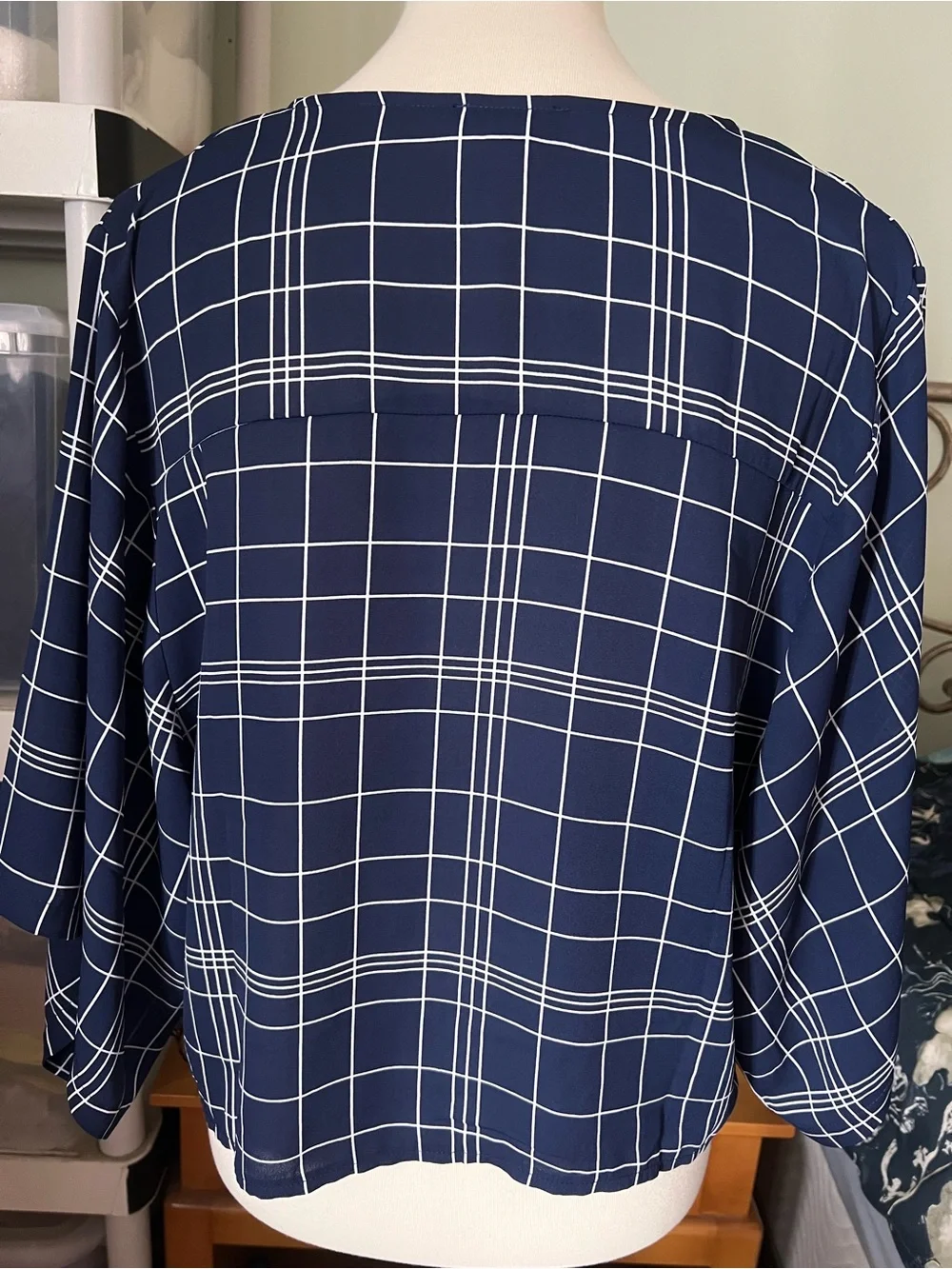 & Harmony Women’s Large Navy Windowpane Faux Wrap Crop Blouse